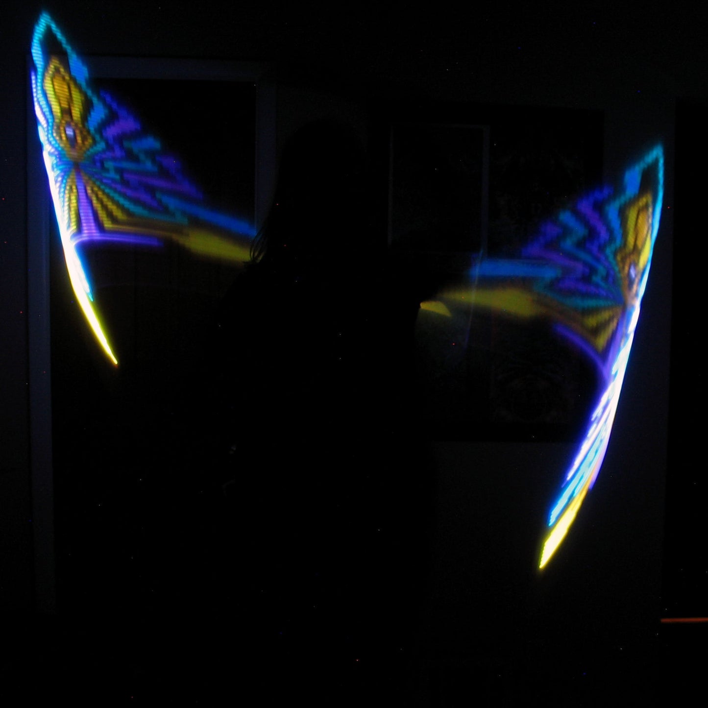 Starlight Spin™ – Atomic V LED Wand (Advanced Features)
