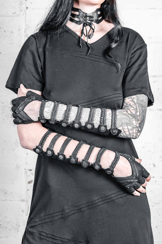 Minaret Leather Gauntlets — Heart Cutout Fingerless Gloves | Five and Diamond