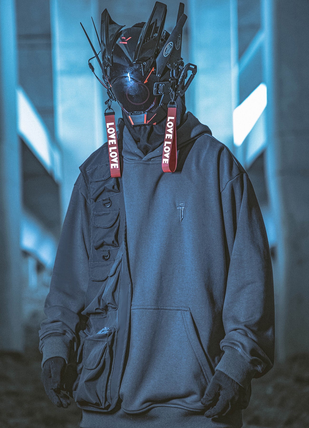 Utility Mode Multi-Pocket Hoodie — Grey