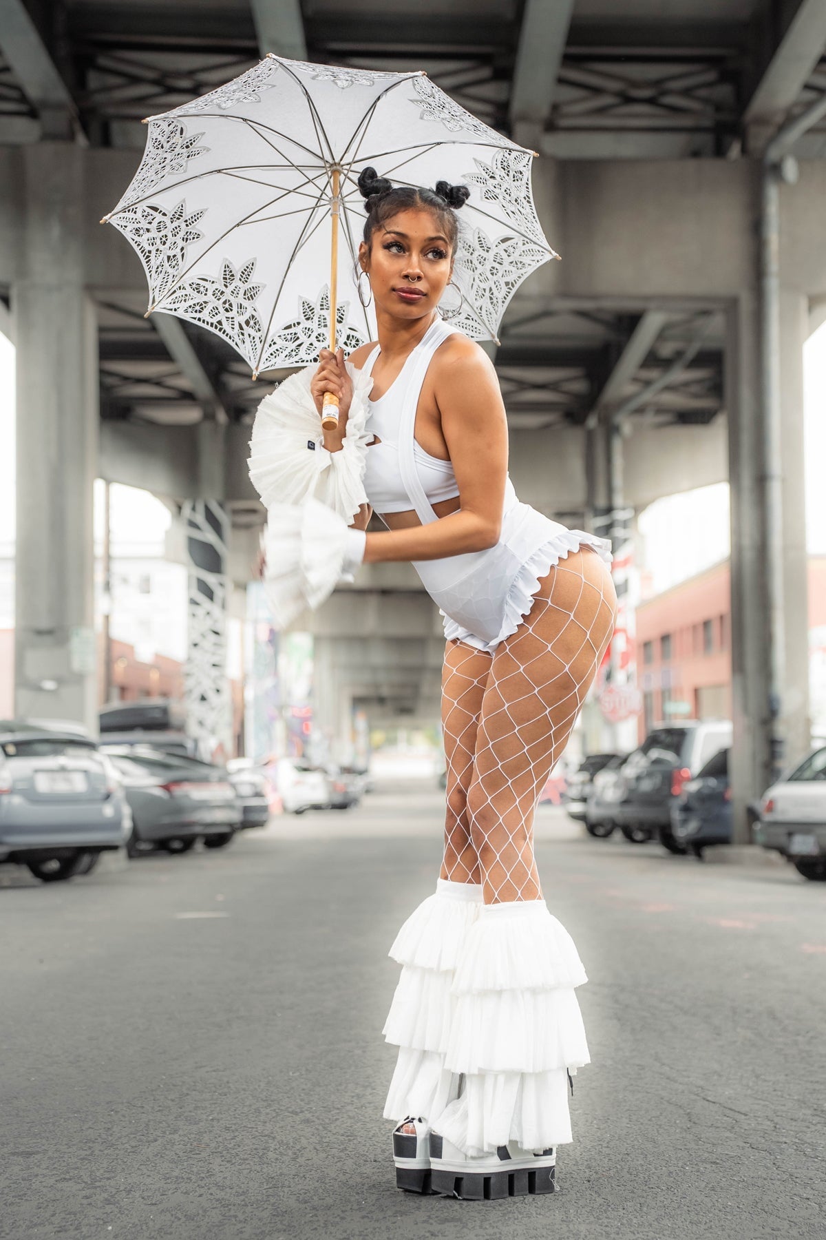 Dandy Ruffle Bell Bottom Leg Covers — White Cotton | Eyecon x Five and Diamond