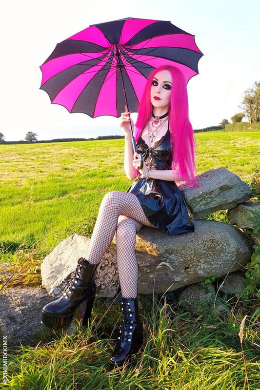 Batwing Pagoda Umbrella – Black & Hot Pink Statement Stripe