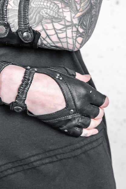 Minaret Leather Gauntlets — Heart Cutout Fingerless Gloves | Five and Diamond